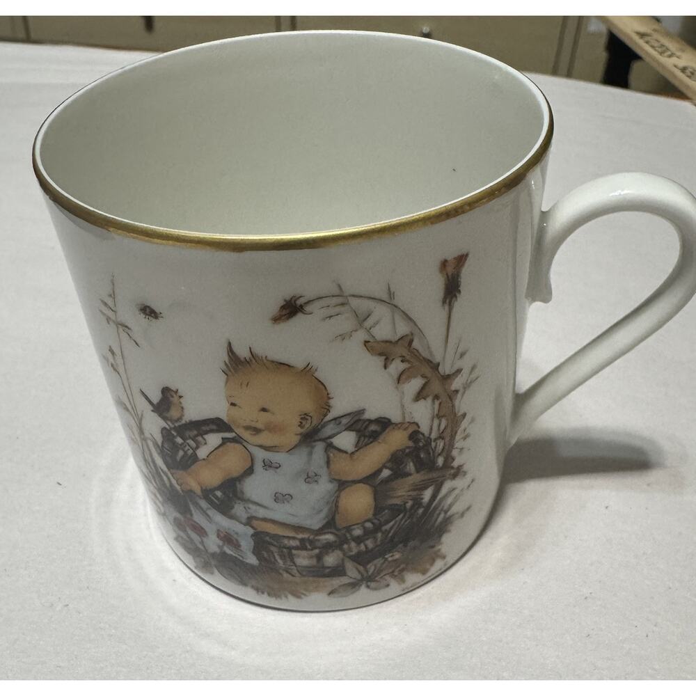 Schmid Child’s Cup Original 1973 Porcelain Berta Hummel W Germany Baby in Basket